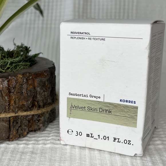 Korres Santorini Grape Velvet Skin Drink - Picture 5 of 6